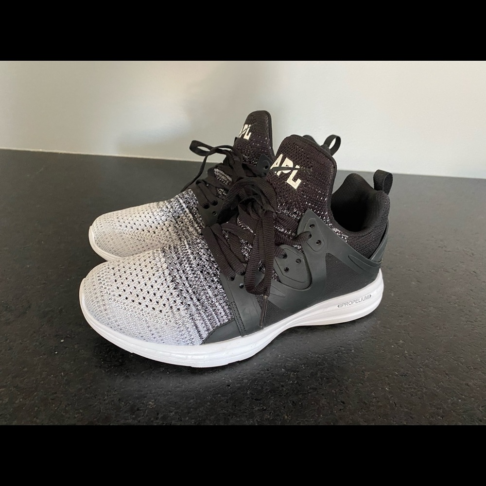 APL Ascend shoes